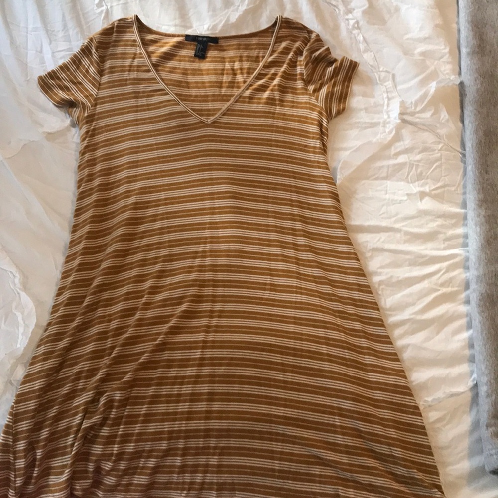 Yellow tshirt dress